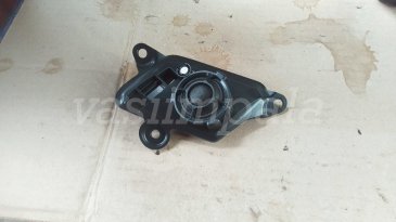 8696015